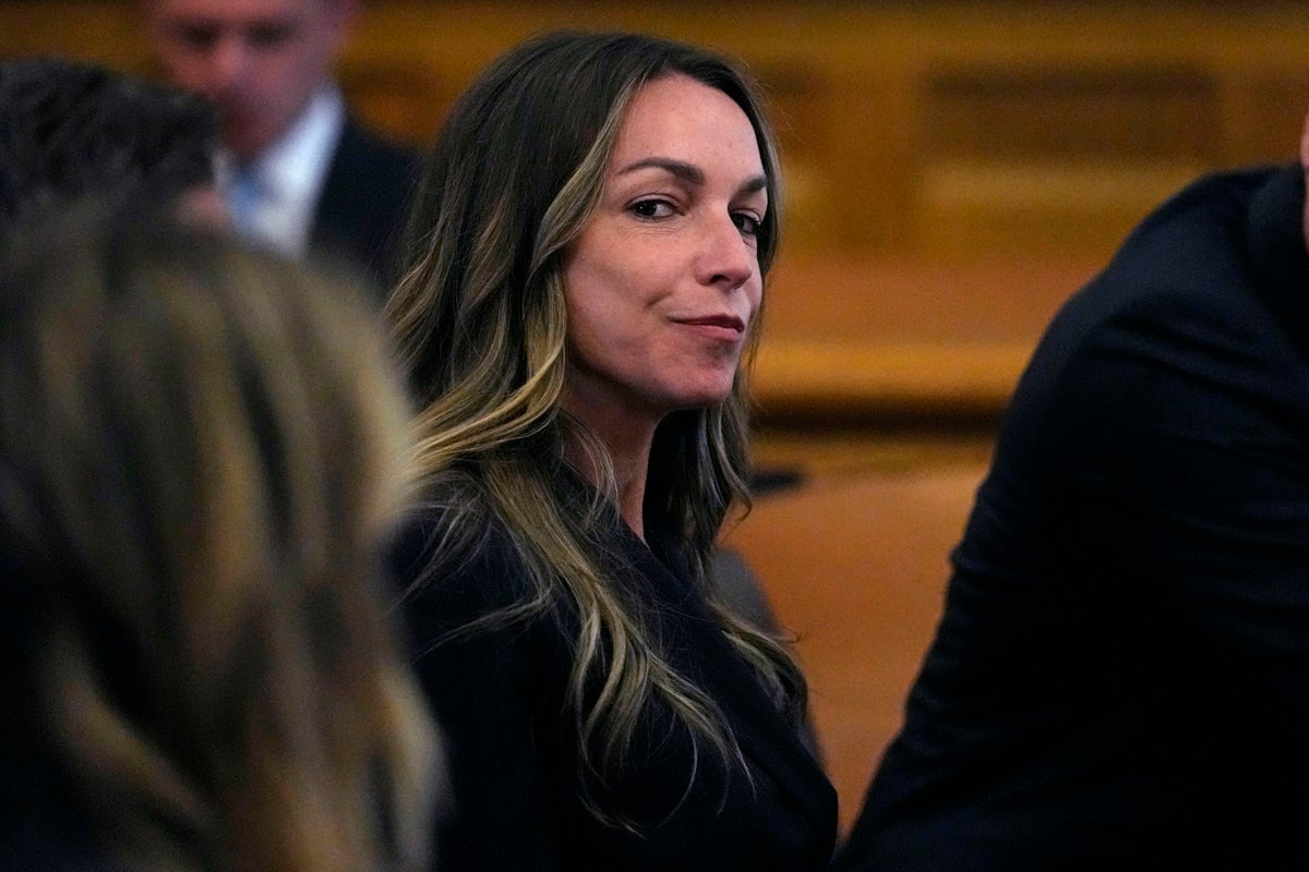 Karen Read walks free after judge declares mistrial when jury failed to ...