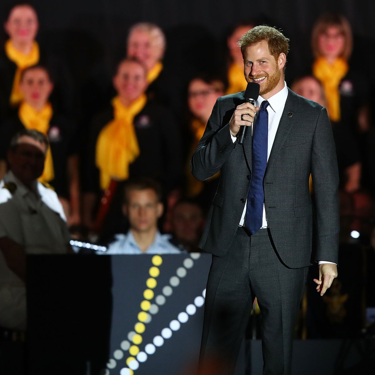 Harry breaks silence amid military gong backlash as Kate Middleton 'cared'  for by Charlotte - royal family news | The Independent