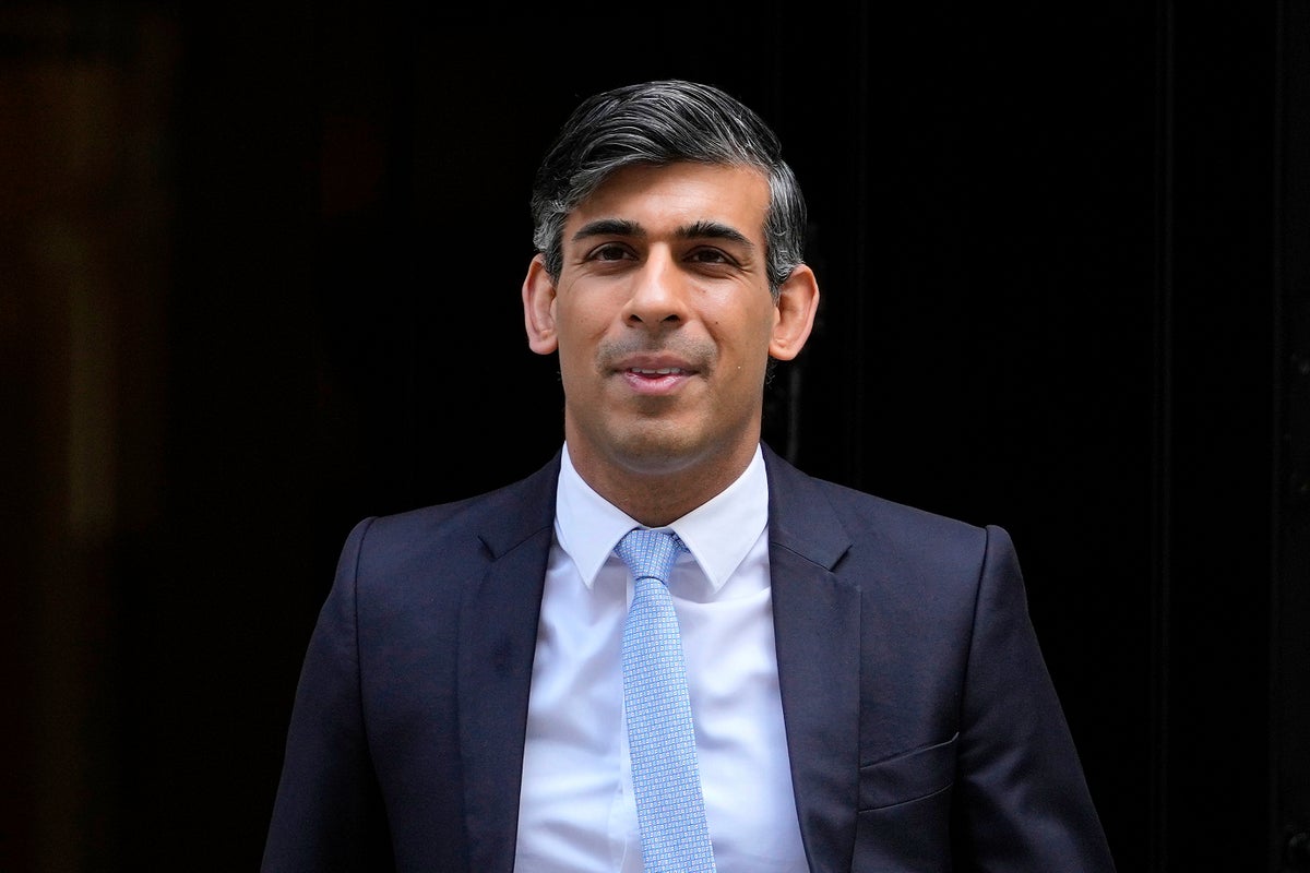 What will Rishi Sunak do next after devastating election loss? 
