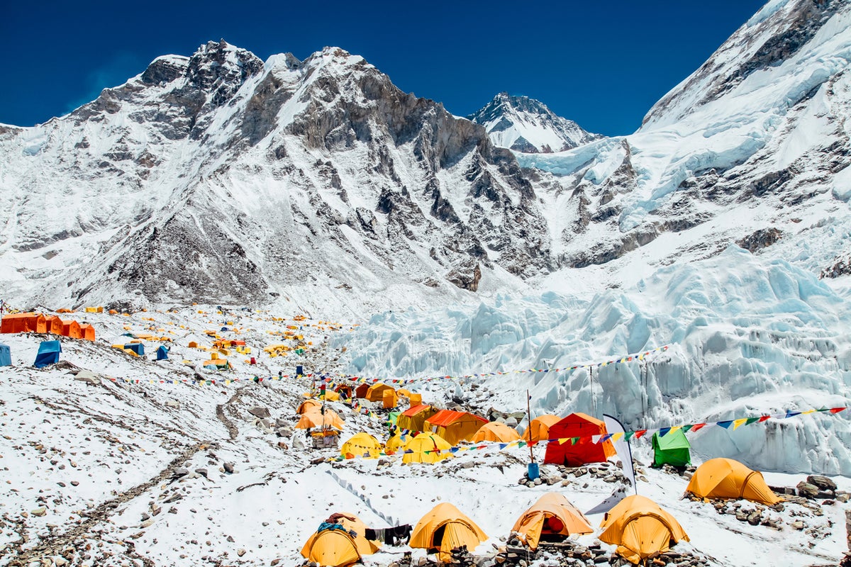 New requirement to limit how many people climb Mount Everest