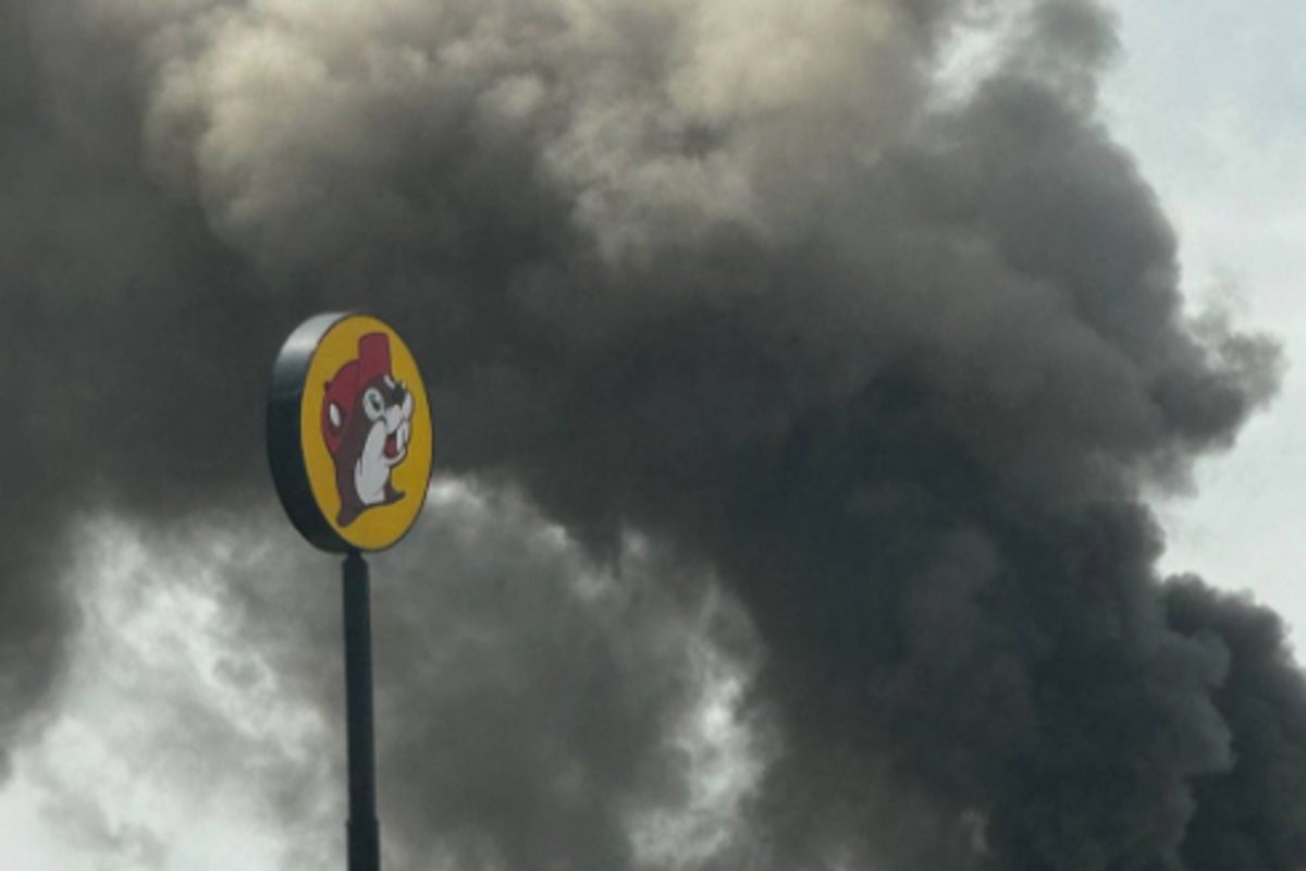 Original Texas Buc-ee’s location is destroyed in massive fire | The ...