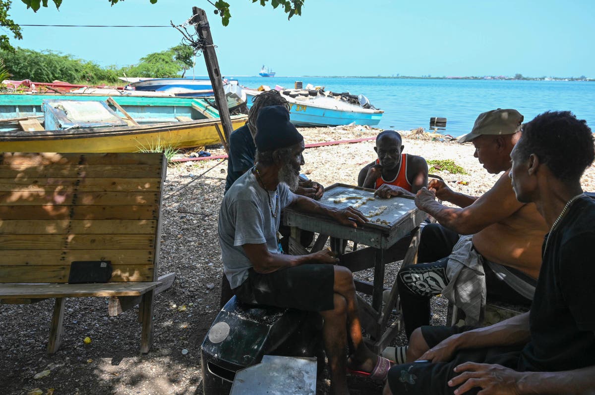 Hurricane Beryl roars toward Jamaica after killing at least 6 people in ...