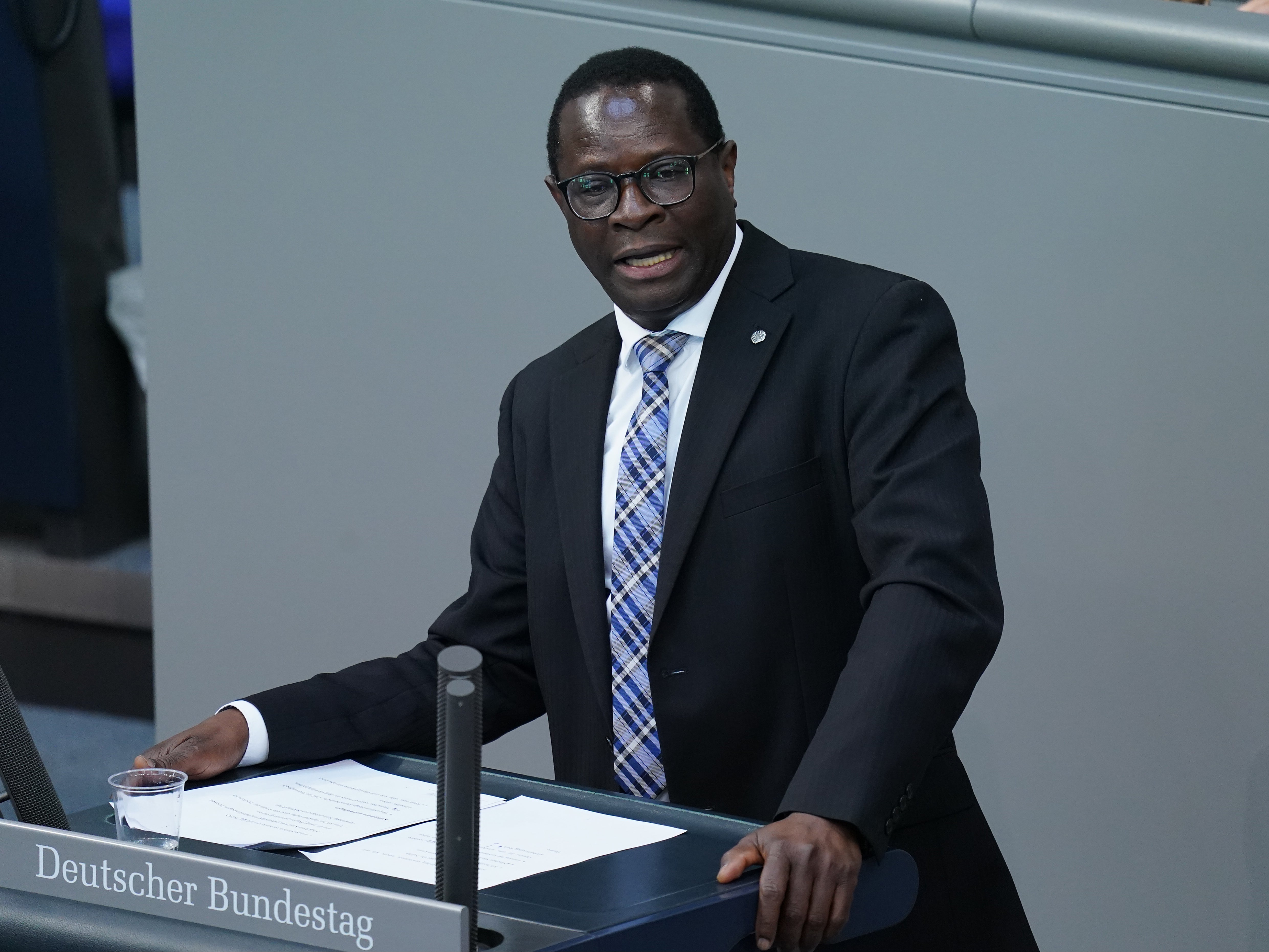Karamba Diaby speaks in the Bundestag on 28 May 2020