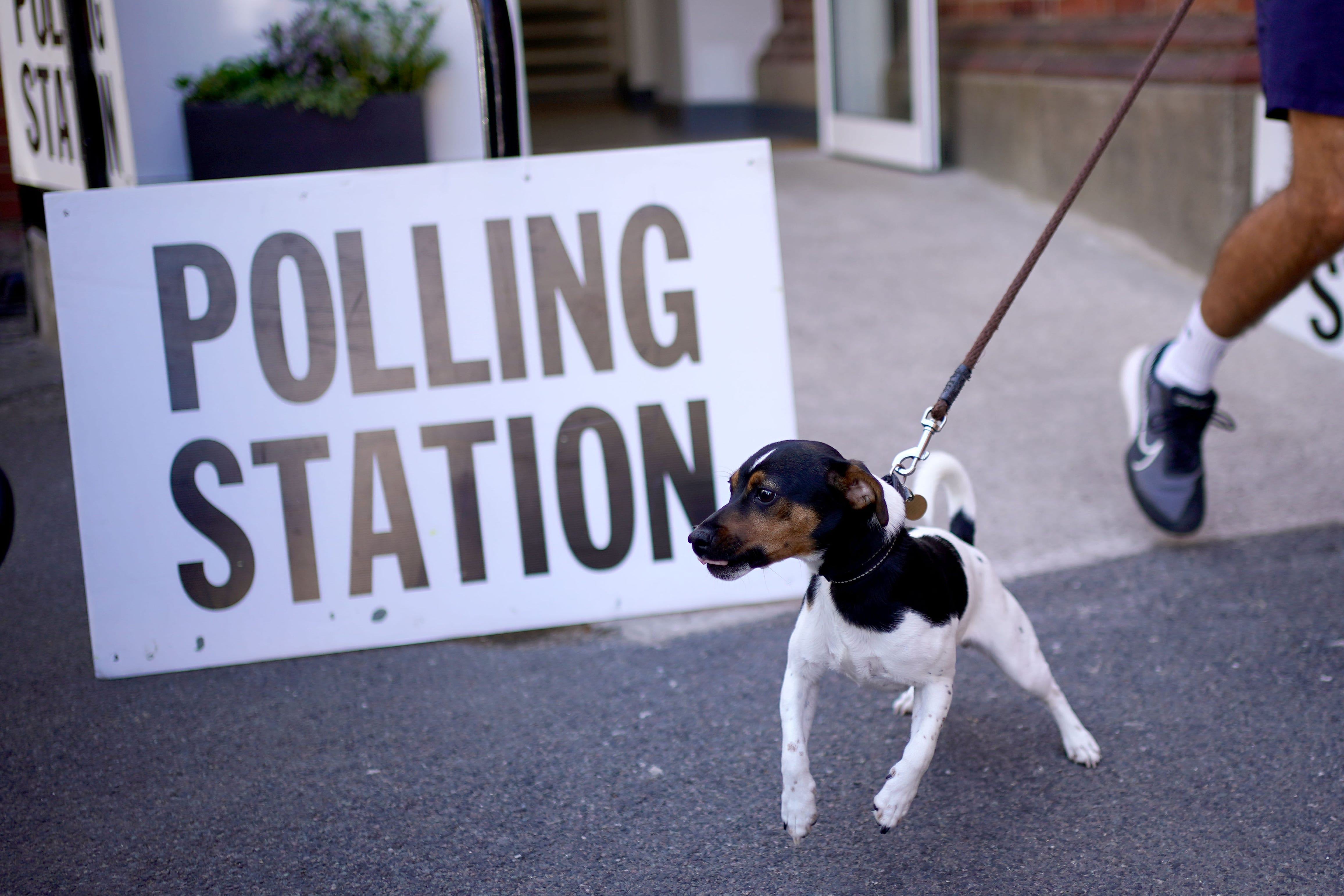 Numerous claims have been made online encouraging people to bring their own pen to vote (PA)