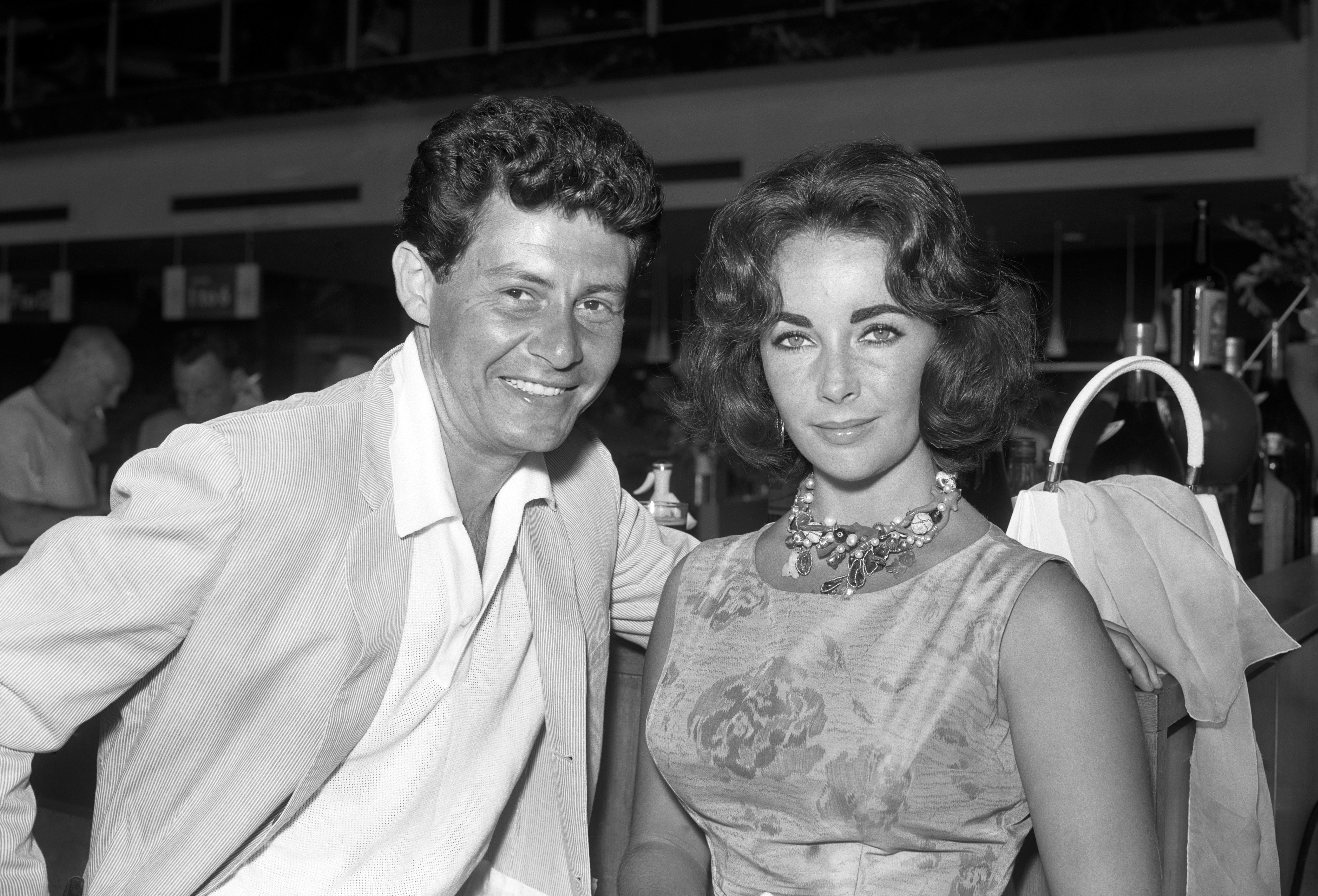 Singer Eddie Fisher with actress Elizabeth Taylor