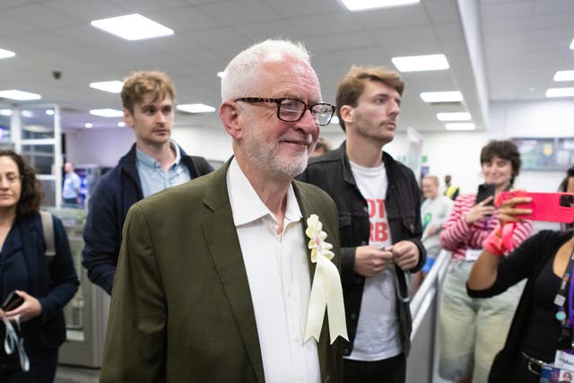 <p>Jeremy Corbyn beat the party he used to lead  </p>