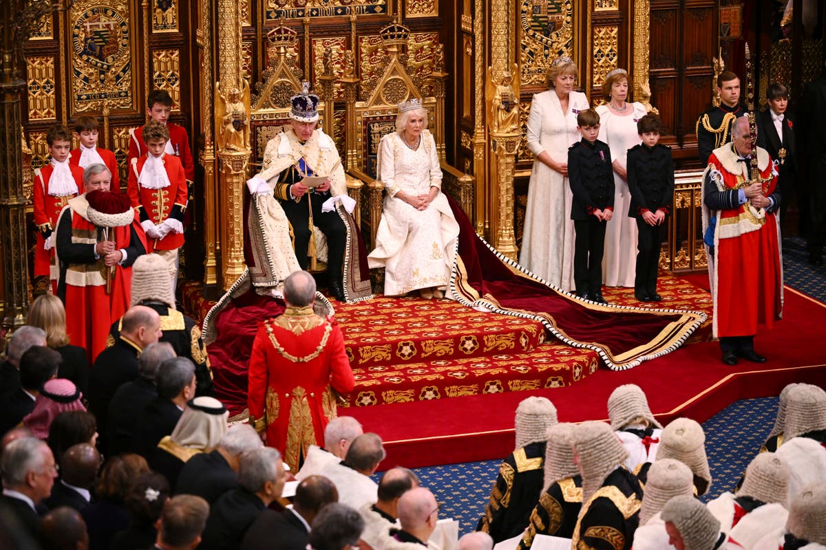 Unions demand ‘oven ready’ workers rights laws in Starmer’s first King’s speech Unions demand ‘oven ready’ workers rights laws in Starmer’s first King’s speech