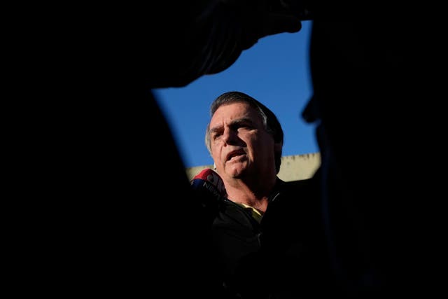 BRASIL-BOLSONARO-PROBLEMAS LEGALES