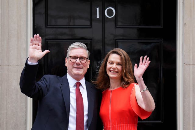 <p>Keir Starmer and his wife Victoria outside No 10</p>