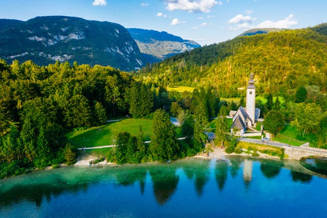 <p>Get to know Slovenia on a self-drive holiday</p>