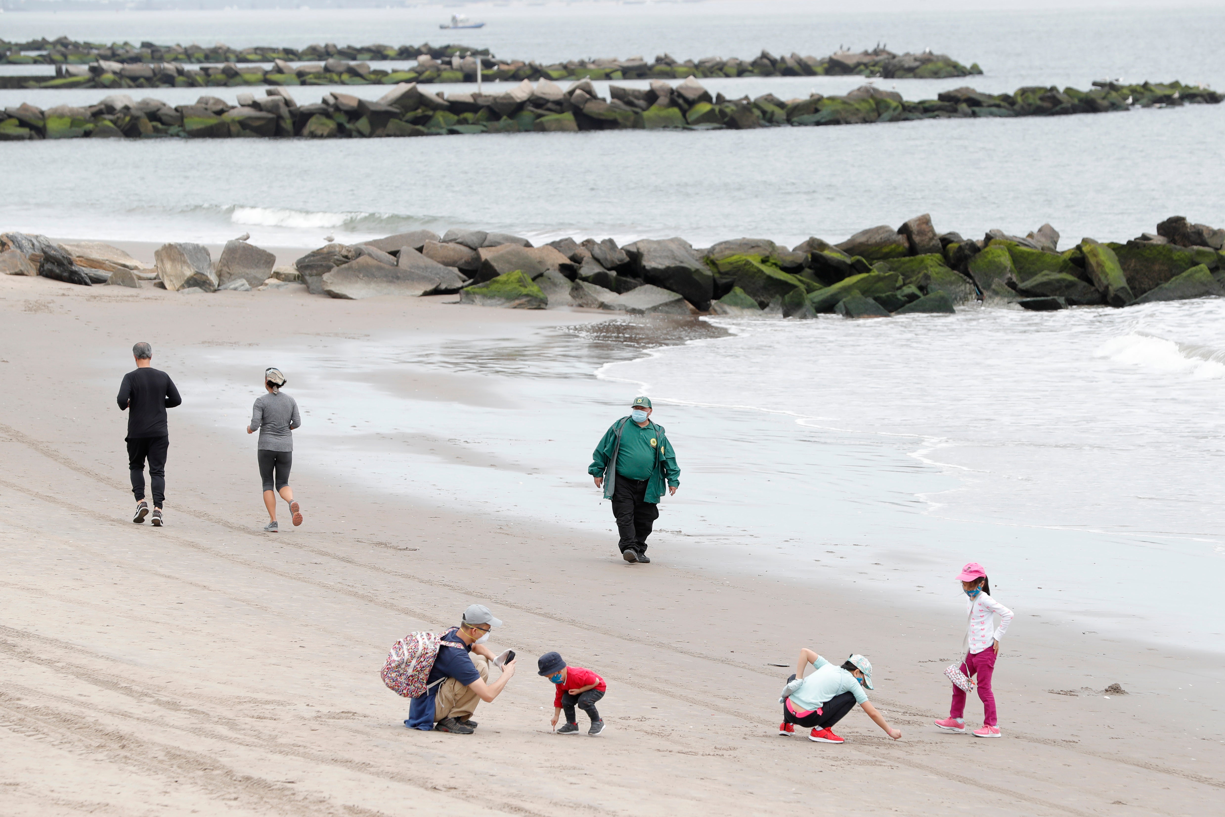 Two teenage sisters drown off Coney Island beach The Independent