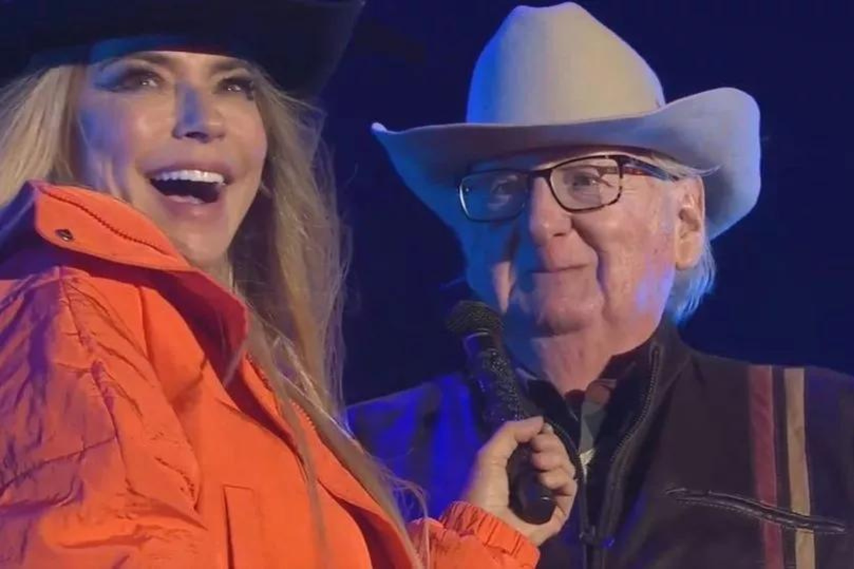 Shania Twain fans in tears as singer brings her 81-year-old superfan on stage at Lytham Festival
