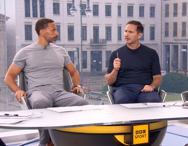 <p>Rio Ferdinand and Frank Lampard discuss England’s performance at half-time</p>