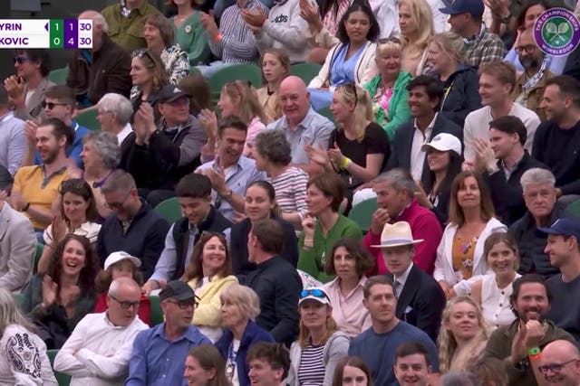 <p>Wimbledon match stops as crowd celebrates England reaching Euro 2024 semi-finals.</p>