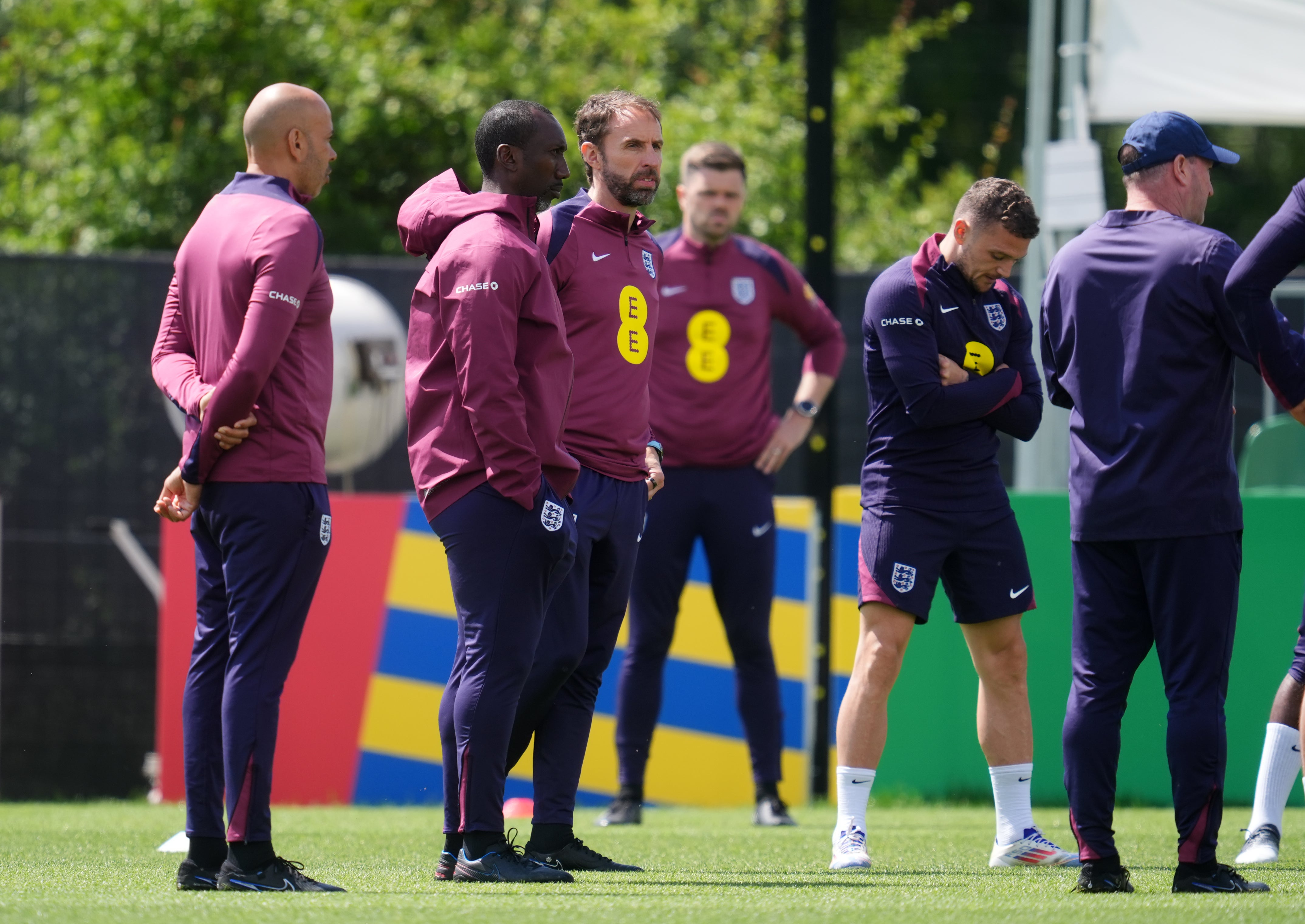 Jimmy Floyd Hasselbaink (second left) has been helping the England squad with penalties (Adam Davy/PA)