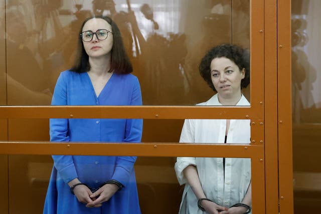 <p>Zhenya Berkovich and Svetlana Petriychuk during their trial in a Moscow court on 8 July 2024 </p>