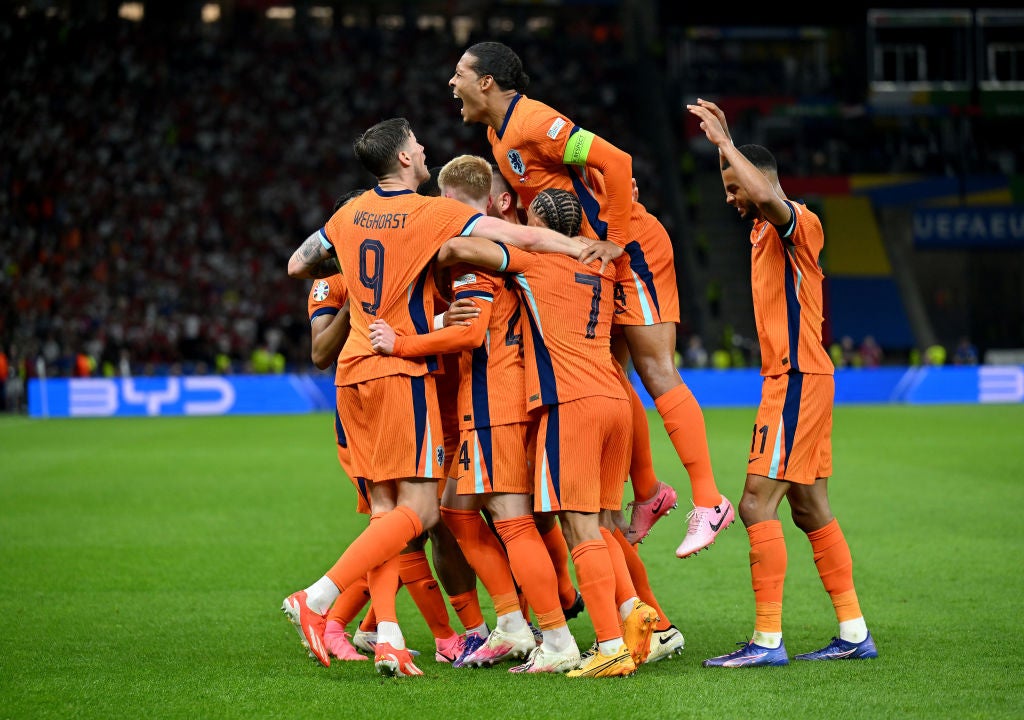 Van Dijk, Simons, De Ligt, Gakpo, Depay...but not yet a team like the Dutch of the 80s and 90s