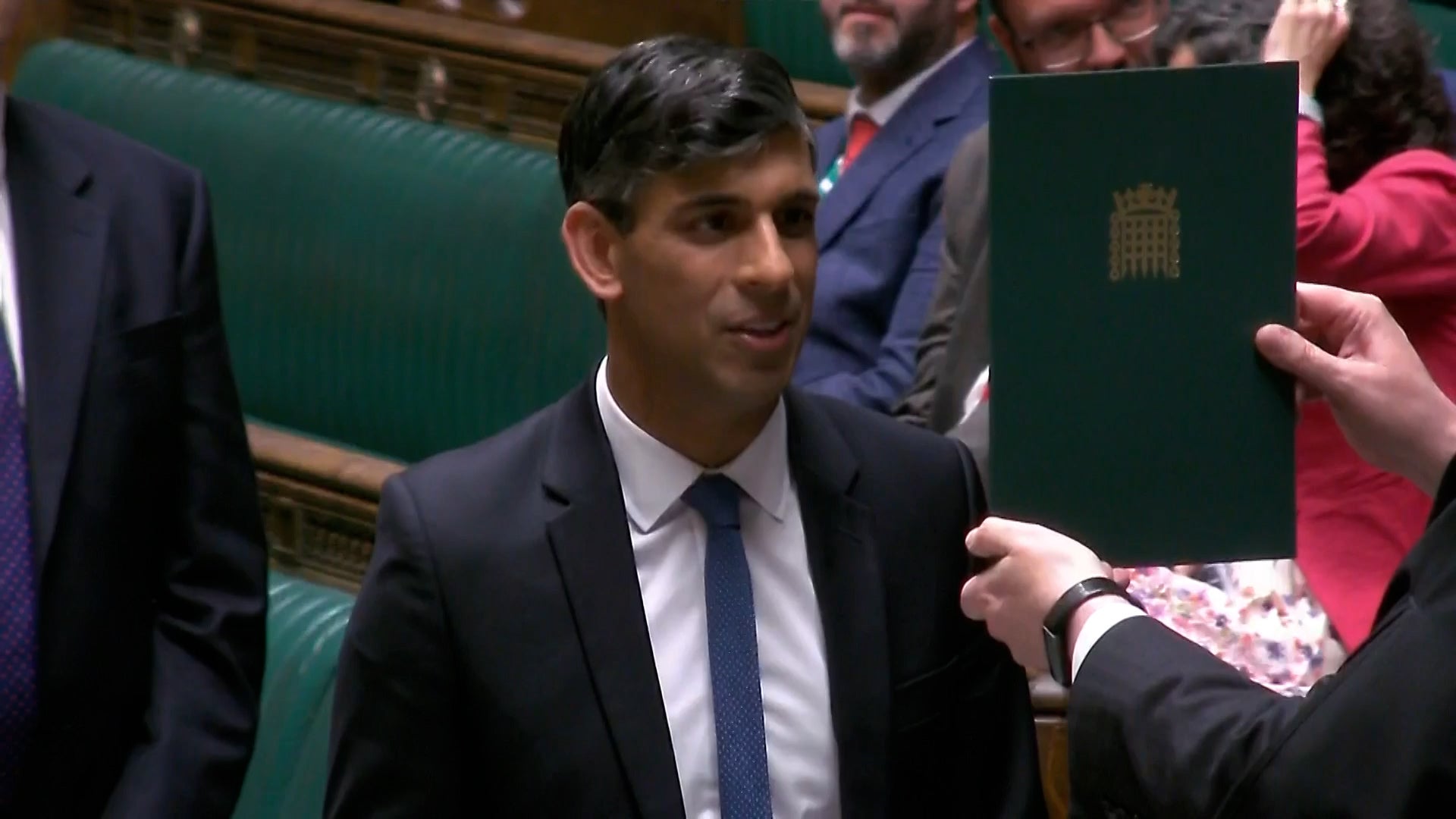 Former prime minister Rishi Sunak is sworn in as a member of parliament
