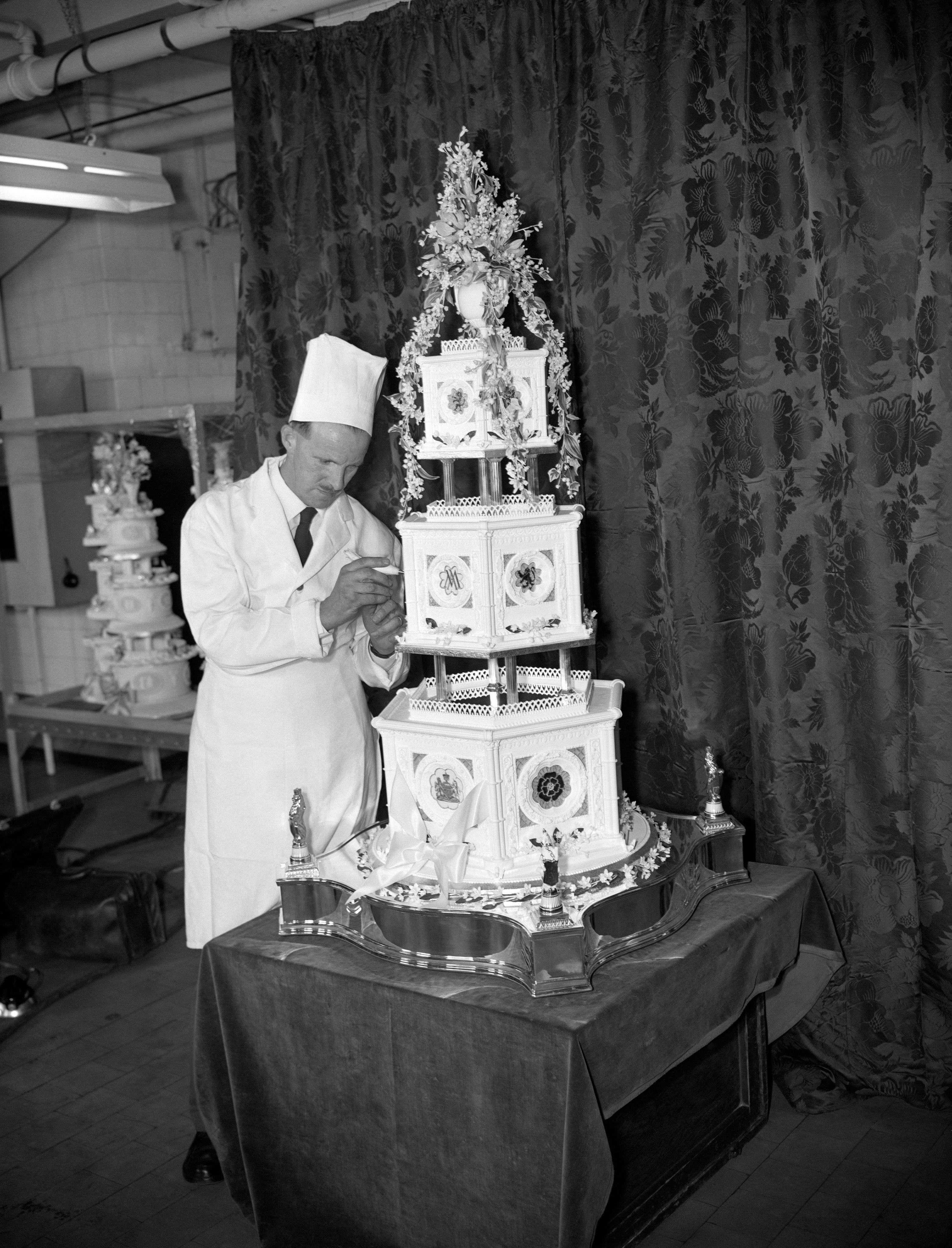 Official cake for the wedding of Princess Margaret and Antony Armstrong-Jones.