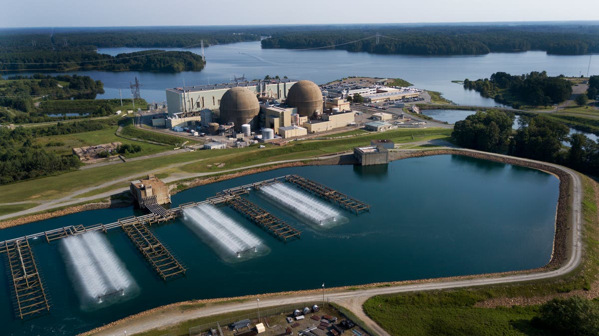 Seeking carbon-free power, Virginia utility considers small nuclear reactors Seeking carbon-free power, Virginia utility considers small nuclear reactors
