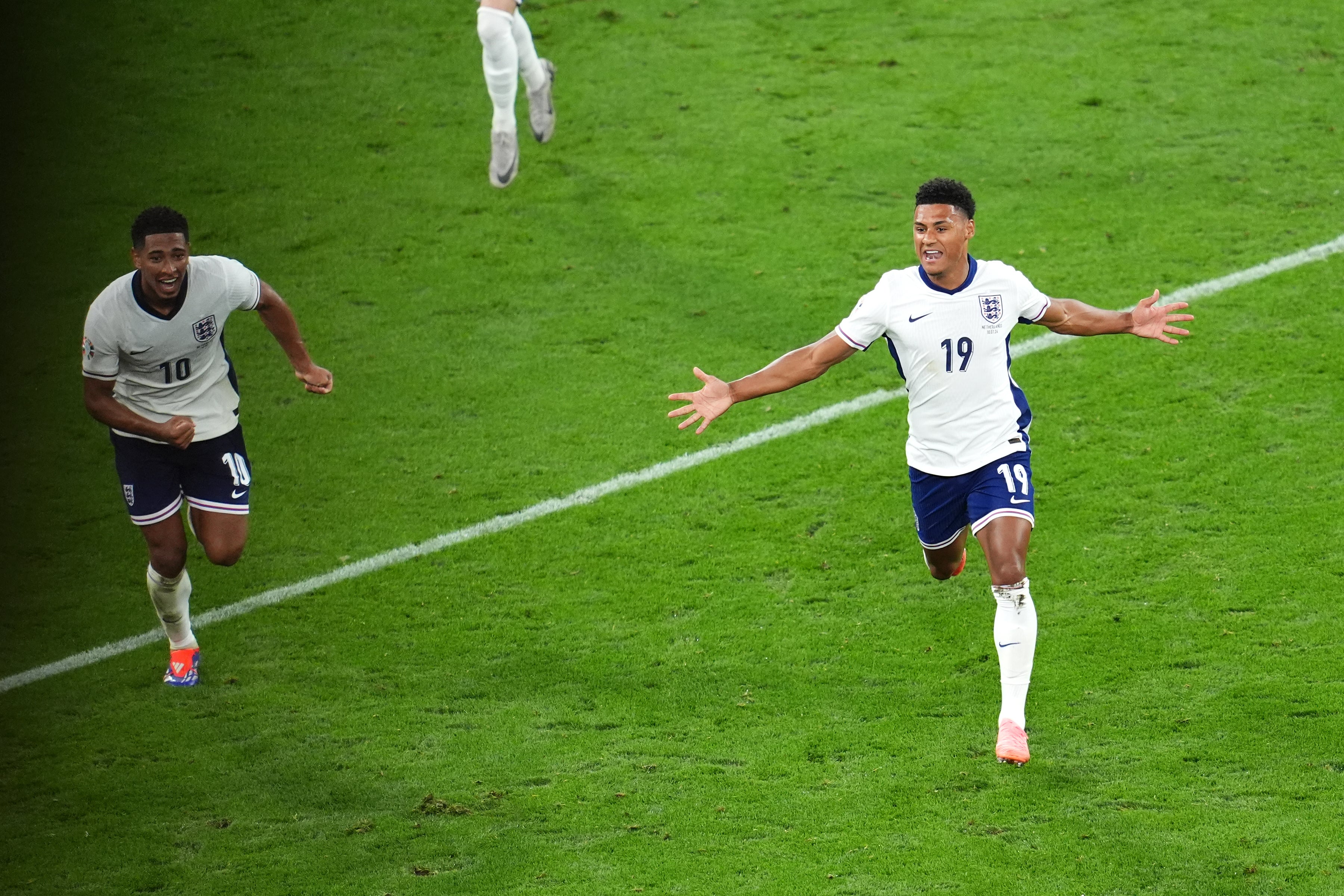 Jude Bellingham, left, gave chase after Ollie Watkins sealed England’s dramatic win (Adam Davy/PA)