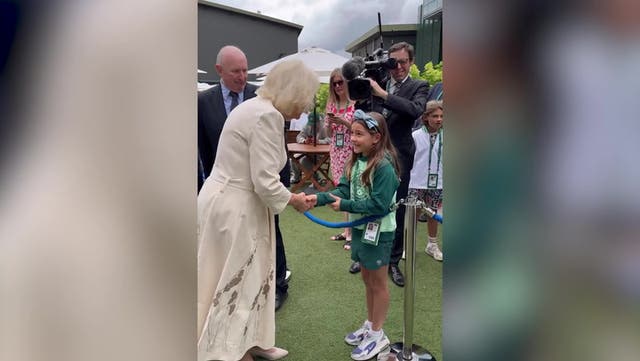 <p>Queen shares behind-the-scenes video of royal trip to Wimbledon.</p>
