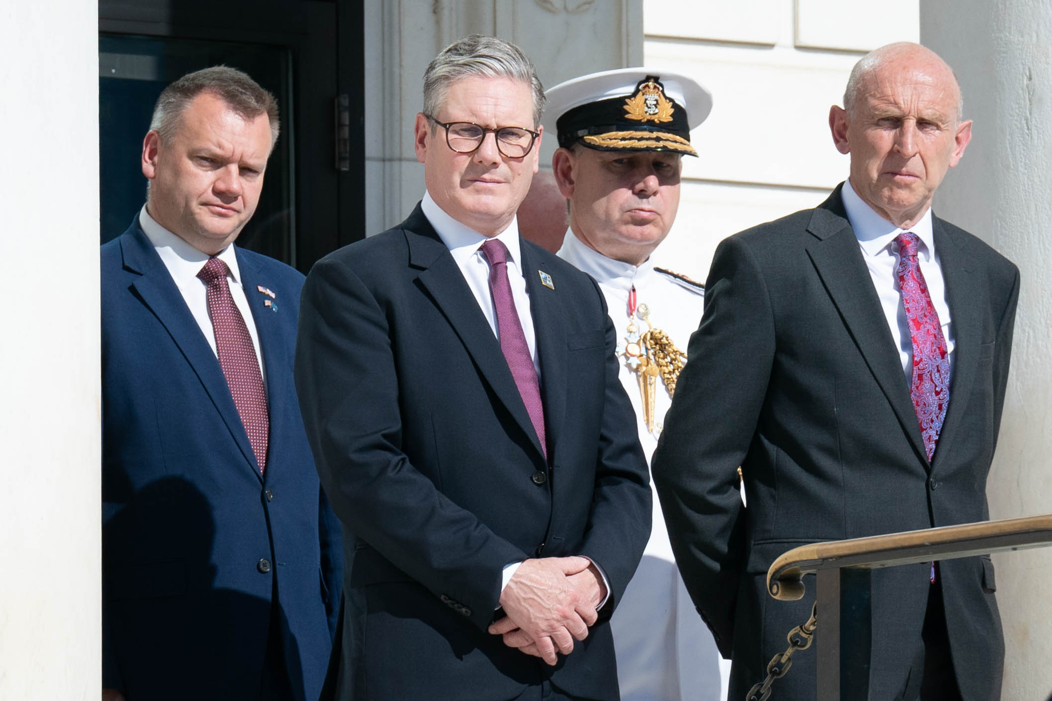 John Healey (right) with Starmer and Europe minister Nick Thomas-Symonds