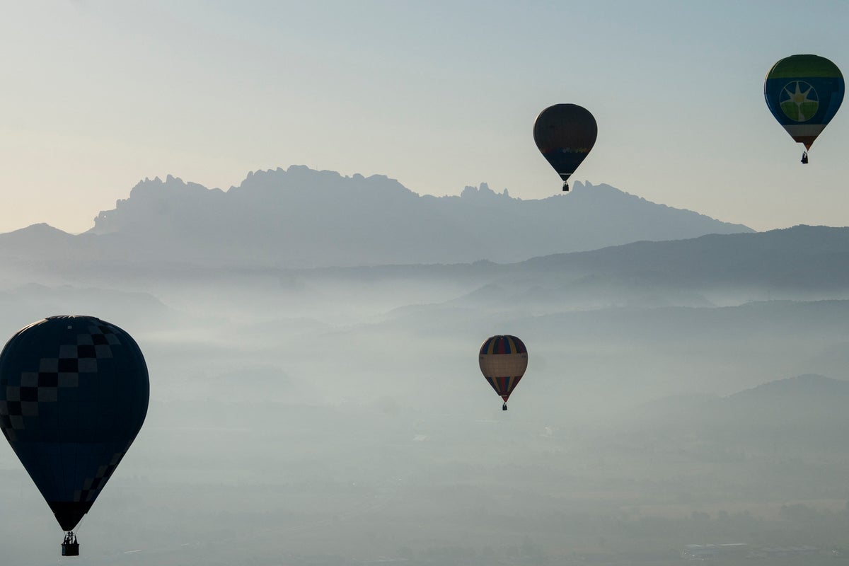 At least eight dead after hot air balloon crashes in Brazil