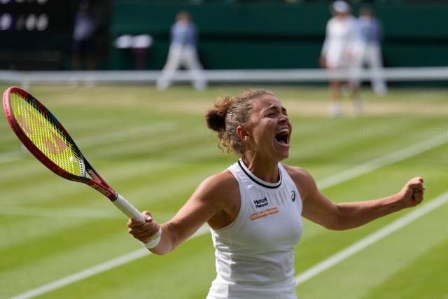 <p>Jasmine Paolini celebrates her rollercoaster semi-final victory at Wimbledon  </p>