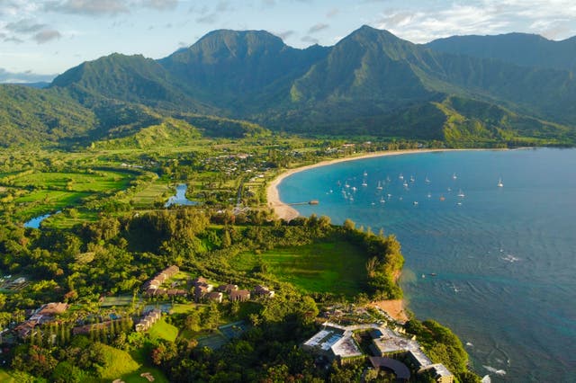 <p>Hawaii’s diverse coastal landscape is a holiday hotspot</p>