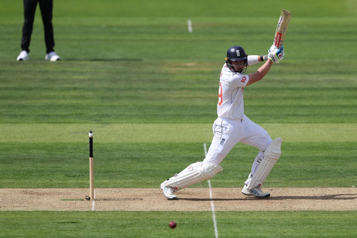 Jamie Smith impresses with the bat, but denies James Anderson key final moment