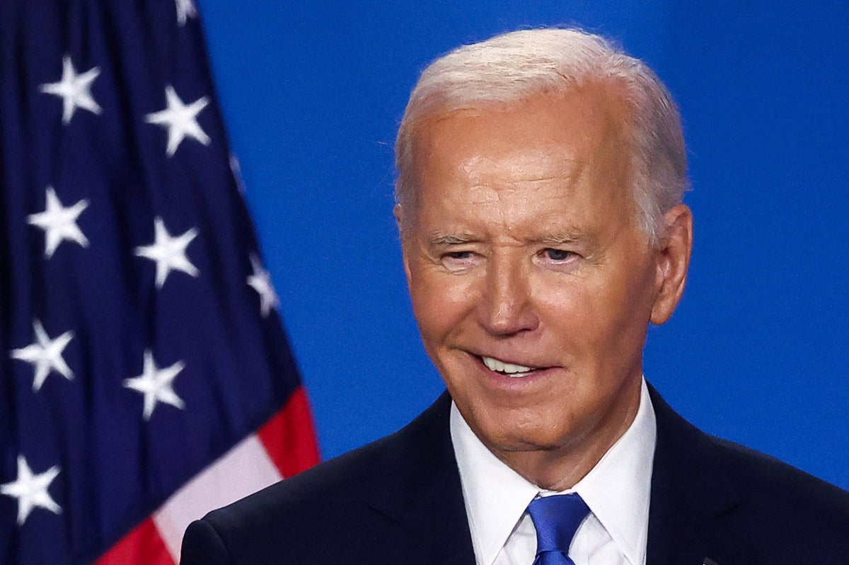 Biden scorches Trump for ‘riding around in his golf cart’ during question on his schedule