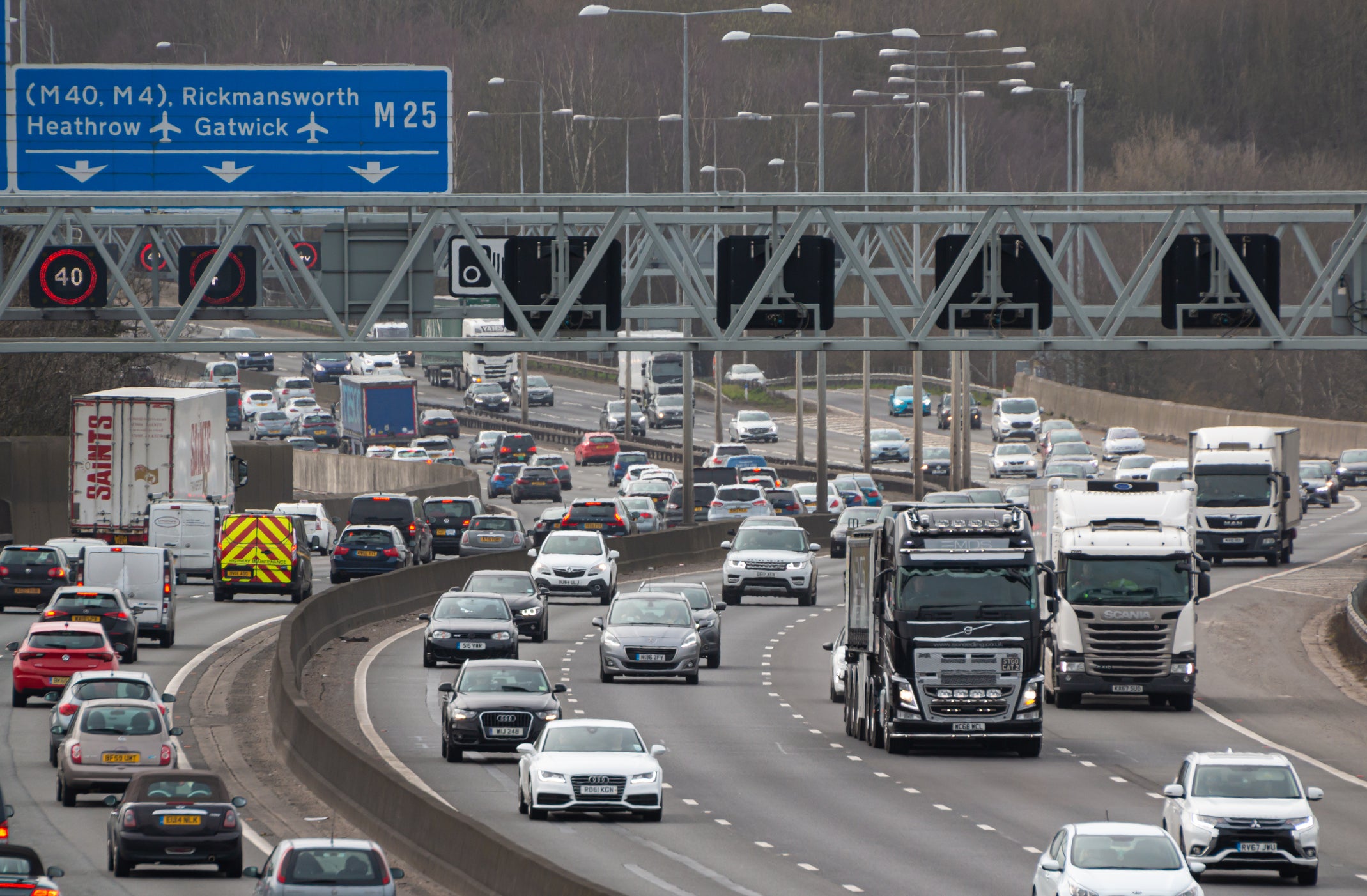 The M25 between Junction 10 and Junction 11 will be shut in both directions from 9pm Friday
