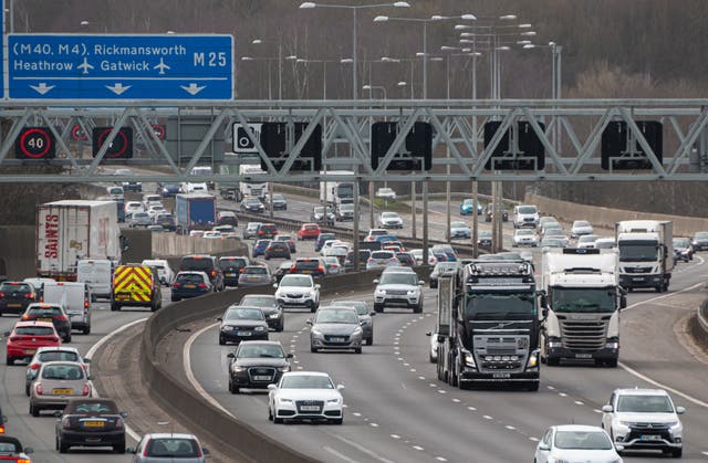 <p>The M25 between Junction 10 and Junction 11 will be shut in both directions from 9pm Friday</p>