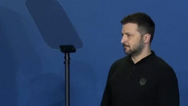 <p>Zelensky’s Reaction to Joe Biden Calling Him ‘Putin’.</p>