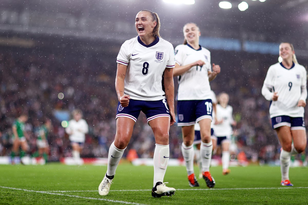 England v Ireland LIVE: Result and reaction as Julie Russell scores for Irish but Lionesses win 