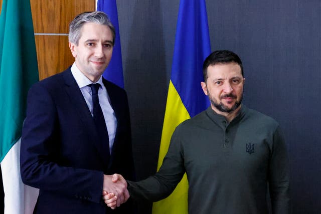 <p>Taoiseach Simon Harris and Ukrainian President Volodymyr Zelensky pose for a photo ahead of their bilateral meeting at Shannon Airport</p>
