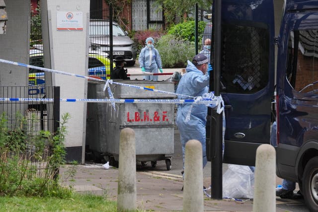 Armed Police Arrest Man After Human Remains Found In Suitcases At Bristols Clifton Suspension 4825