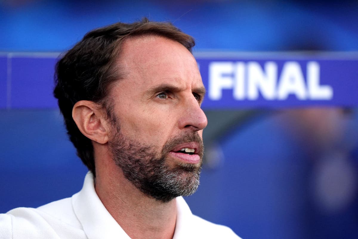 Gareth Southgate says ‘not the time’ to discuss England future after final loss Gareth Southgate says ‘not the time’ to discuss England future after final loss