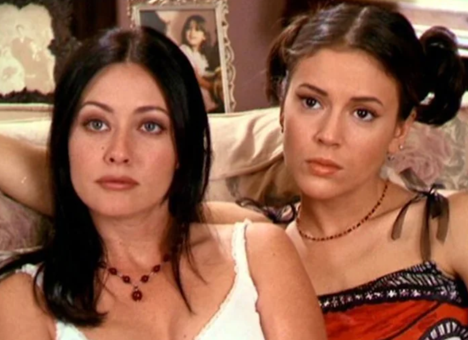 Shannen Doherty and Alyssa Milano in “Charmed”