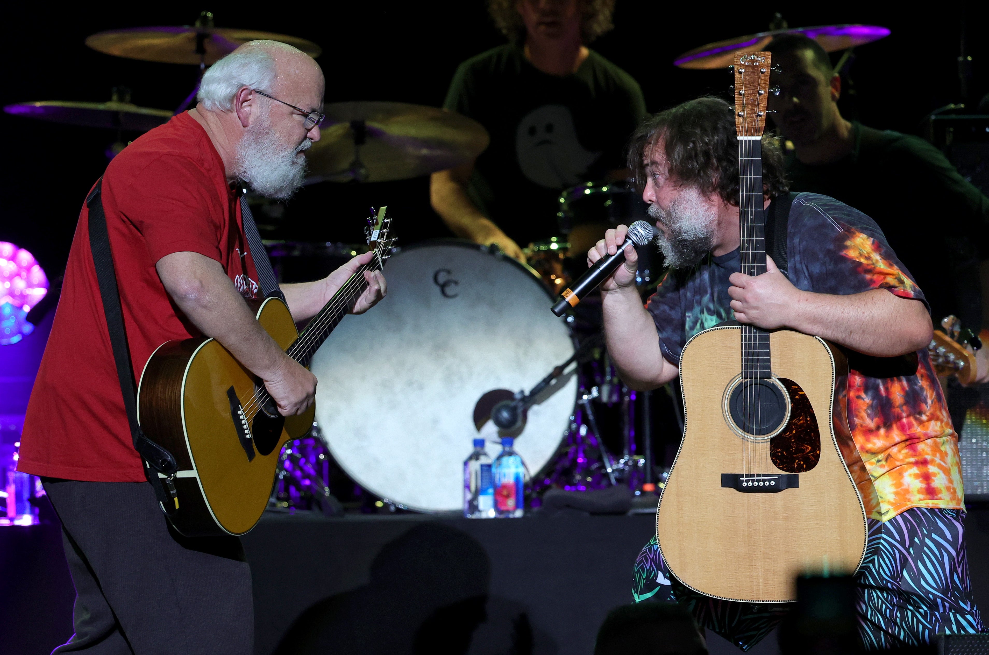 Kyle Gass (à esquerda) brincou dizendo que gostaria que o atirador não tivesse perdido Donald Trump durante sua tentativa de assassinato