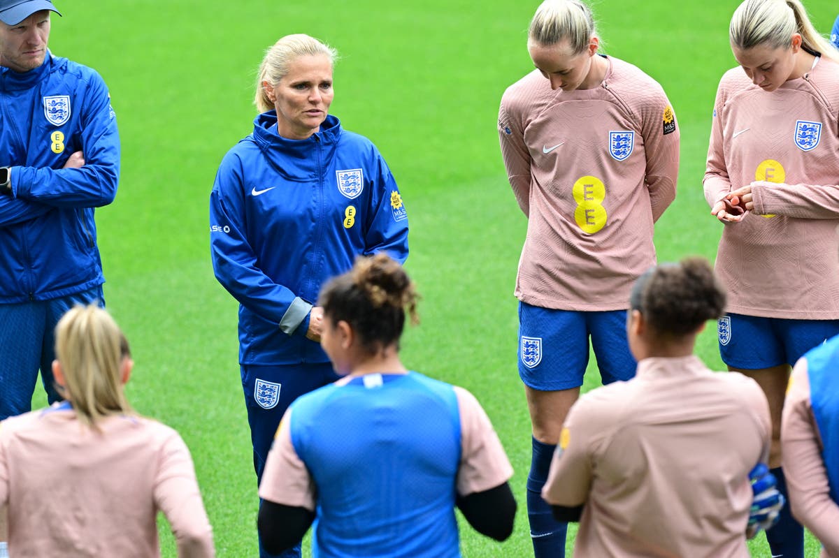 Sweden v England LIVE: Latest team news and line-ups from Euro 2025 qualifier