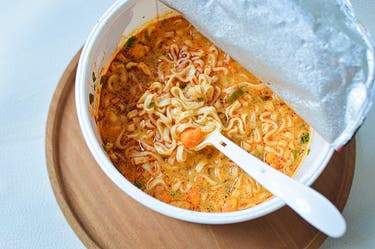 <p>Medical professionals are warning against a new TikTok trend involving instant noodle soup, which can easily burn children </p>
