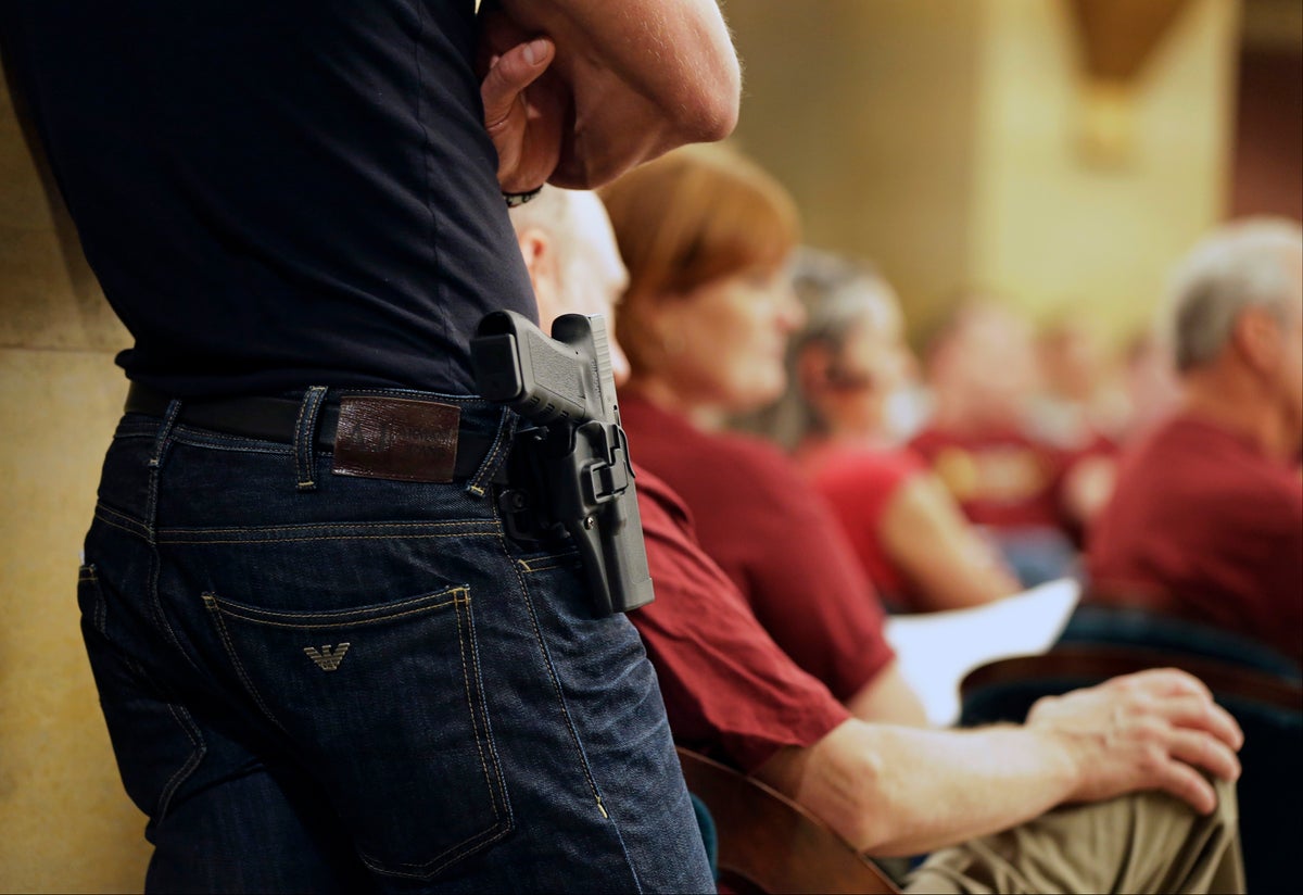 Minnesota's ban on gun carry permits for young adults is unconstitutional, appeals court rules