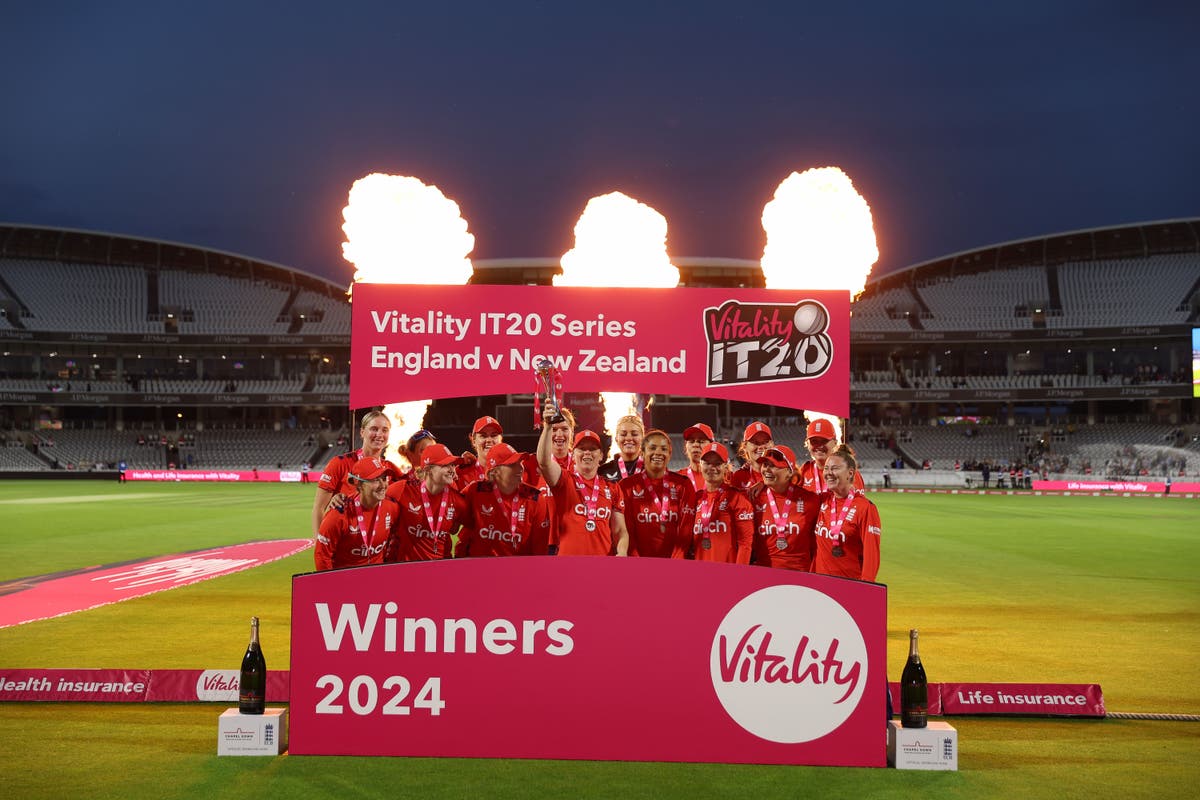 Heather Knight &lsquo;really pleased&rsquo; to contribute as England whitewash New Zealand