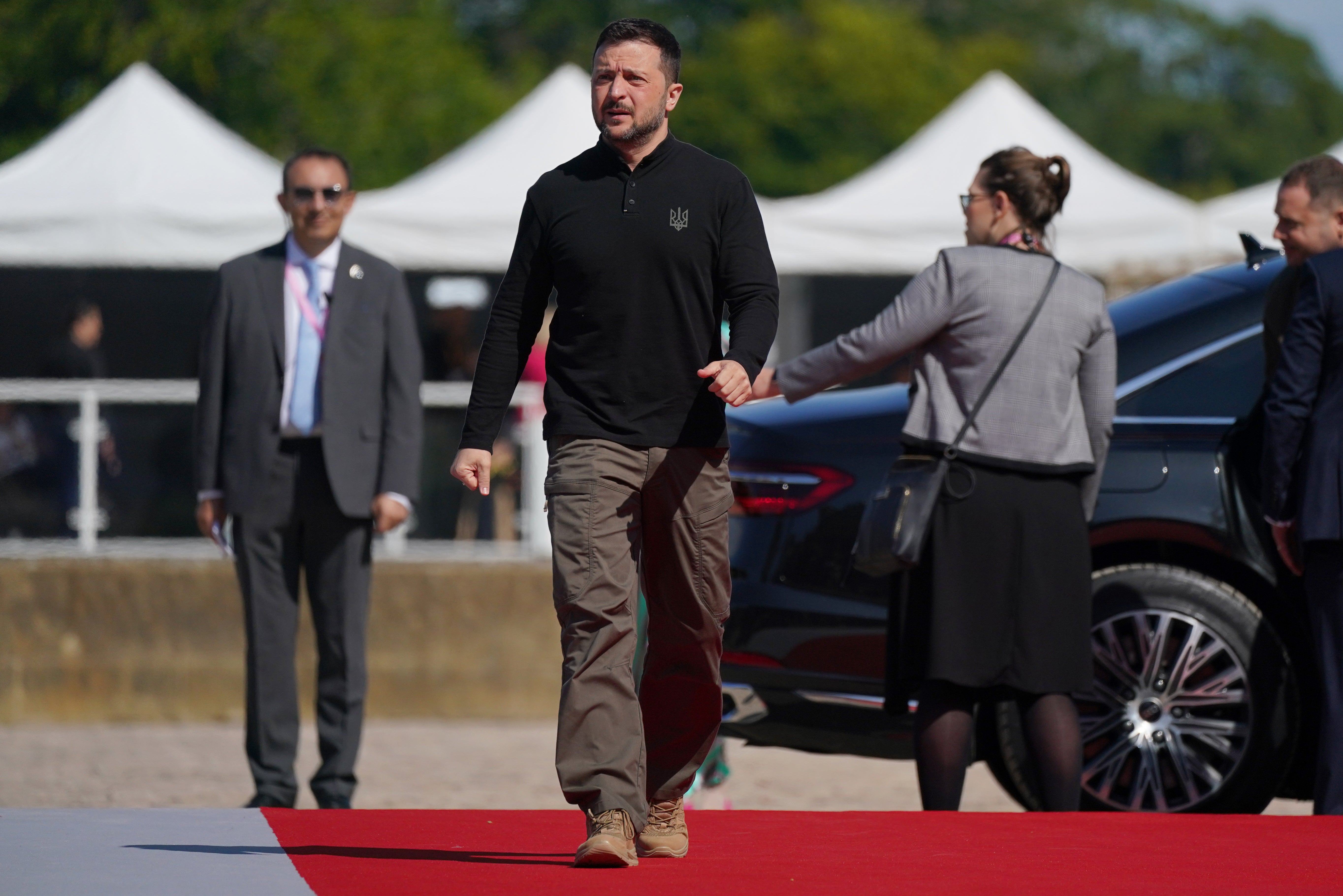 Ukraine's President Volodymyr Zelensky arrives for the Meeting of the European Political Community at the Blenheim Palace in Woodstock, near Oxford