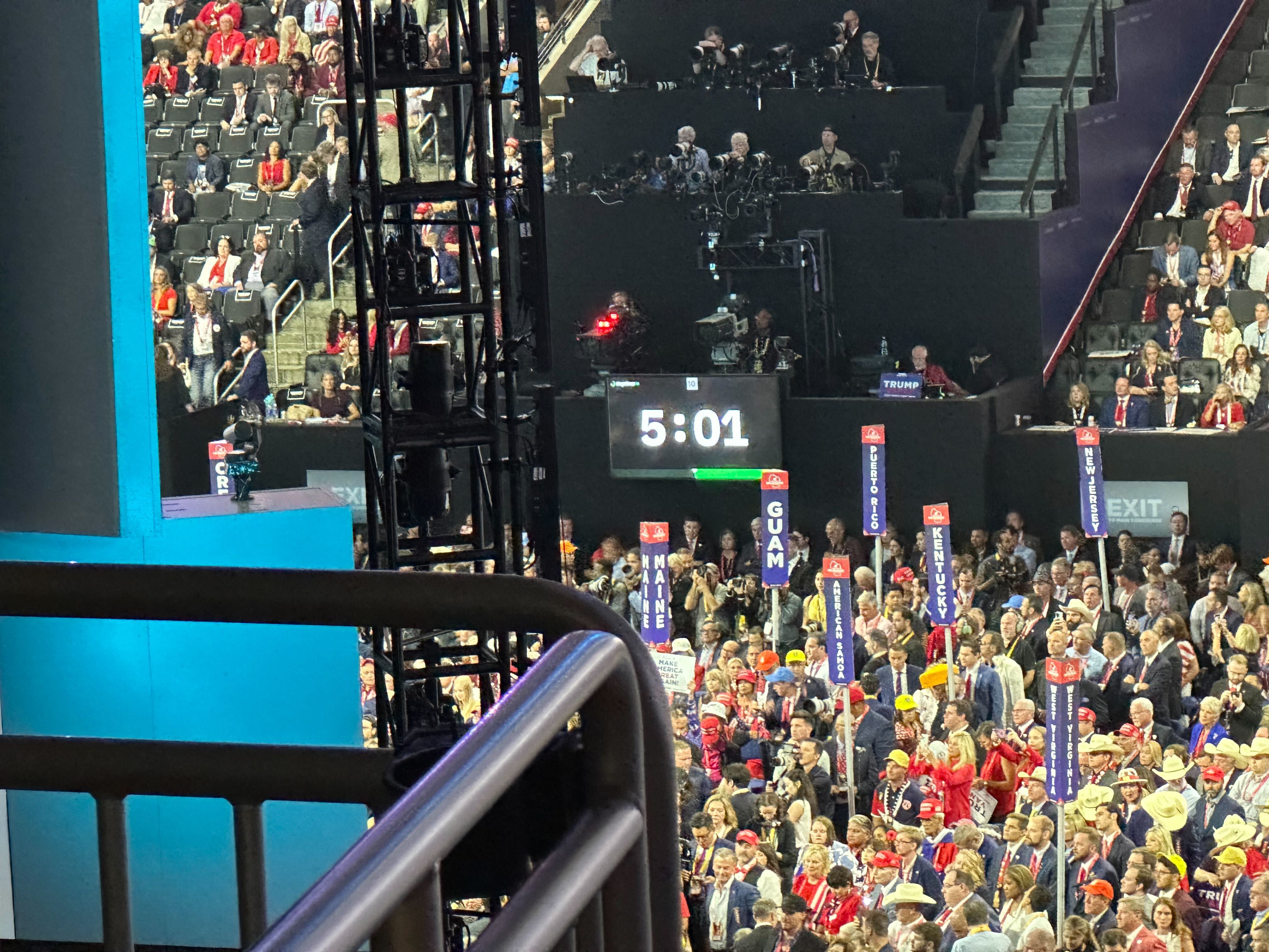 The teleprompter at the Republican National Convention shows a countdown timer during Tucker Carlson’s speech