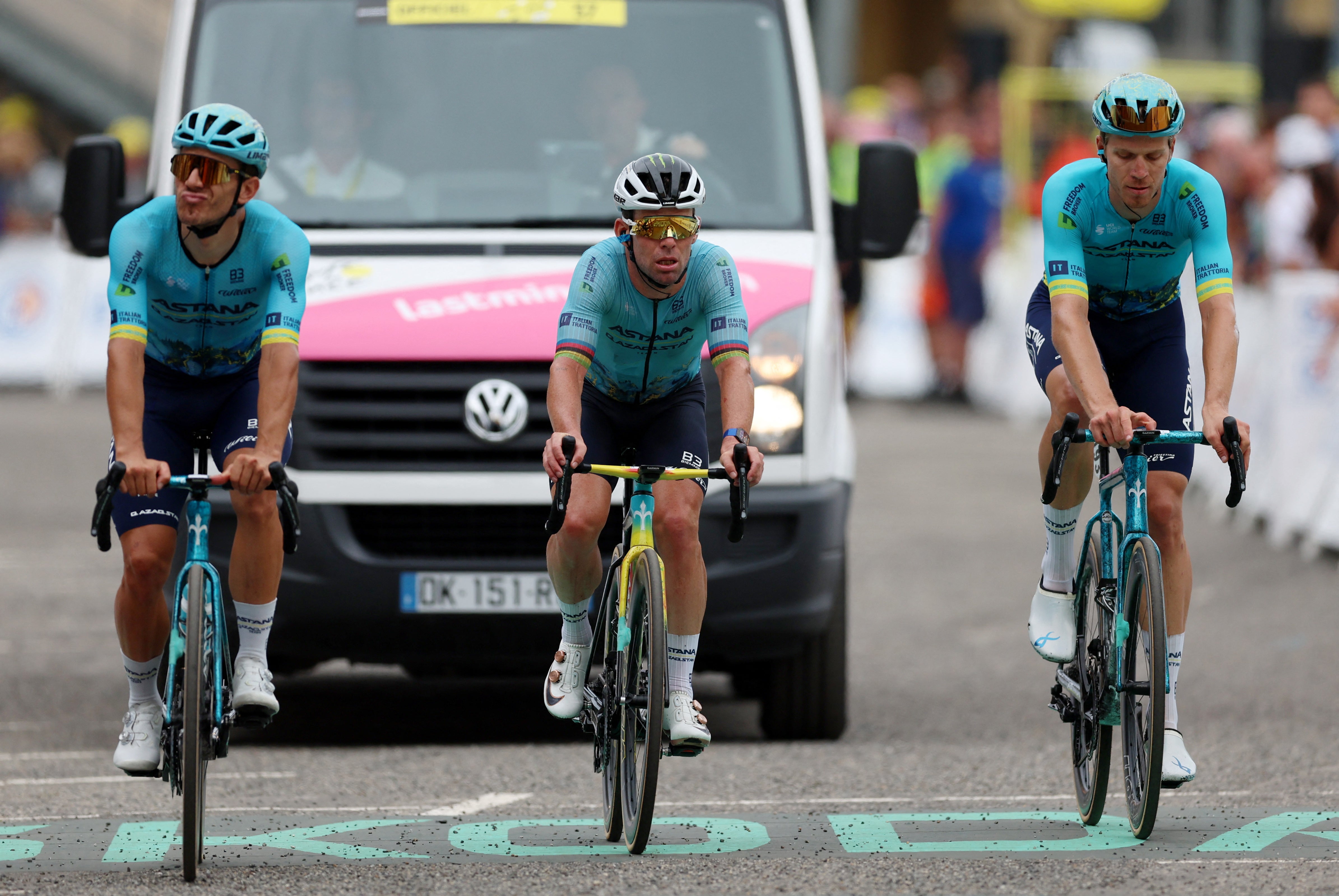 Astana Qazaqstan’s Mark Cavendish, Cees Bol and Davide Ballerini