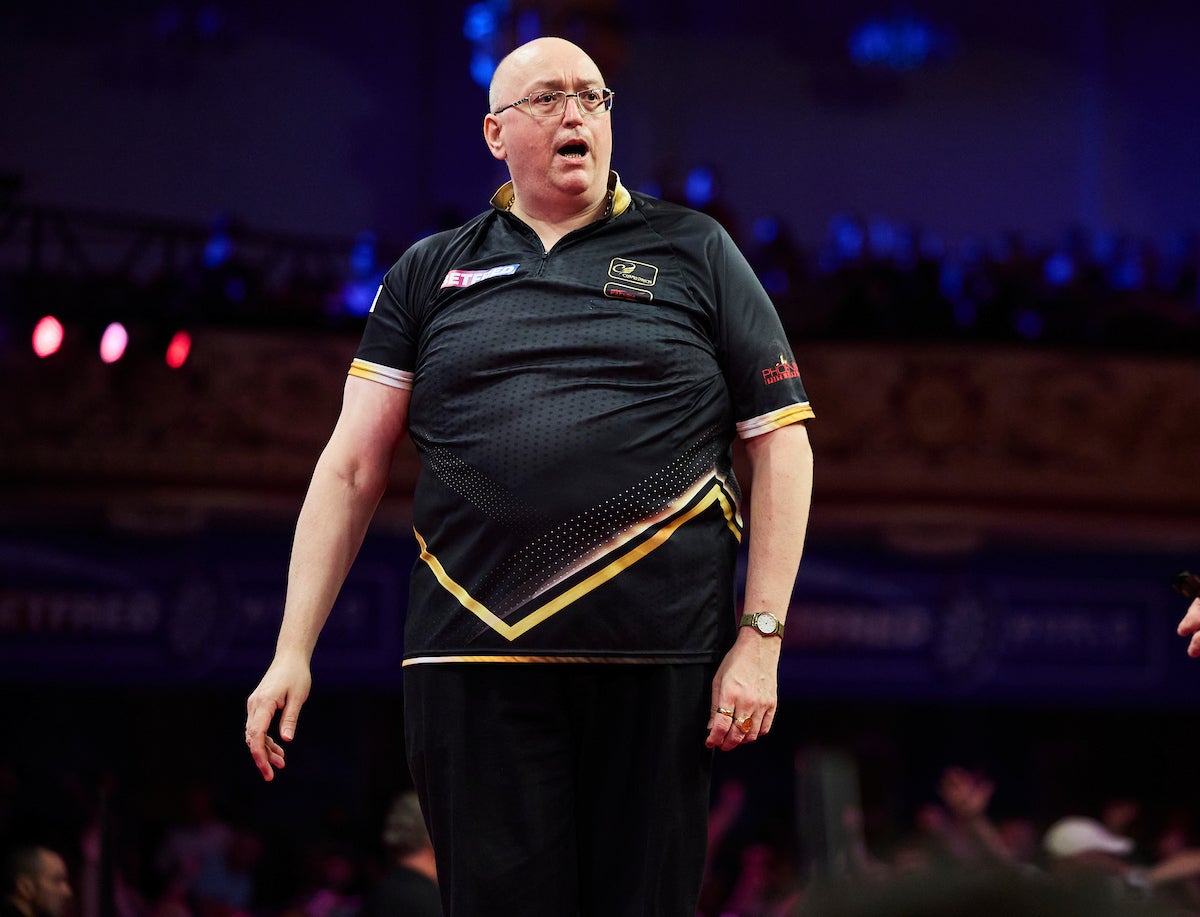 Gilding had Van Gerwen in trouble (Mark Robinson/PDC/PA)