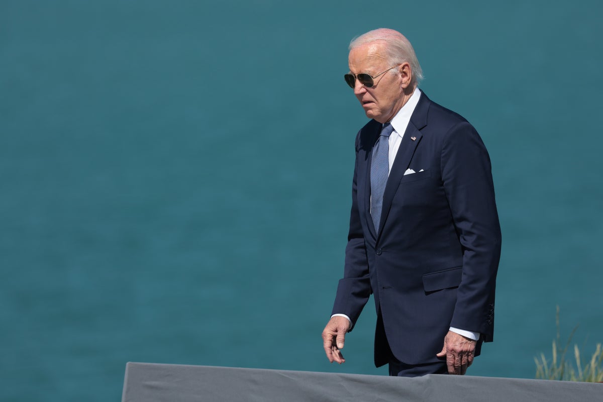 Biden pressure mounts as number of Democrats and senators calling for resignation rises to 36 - Live updates